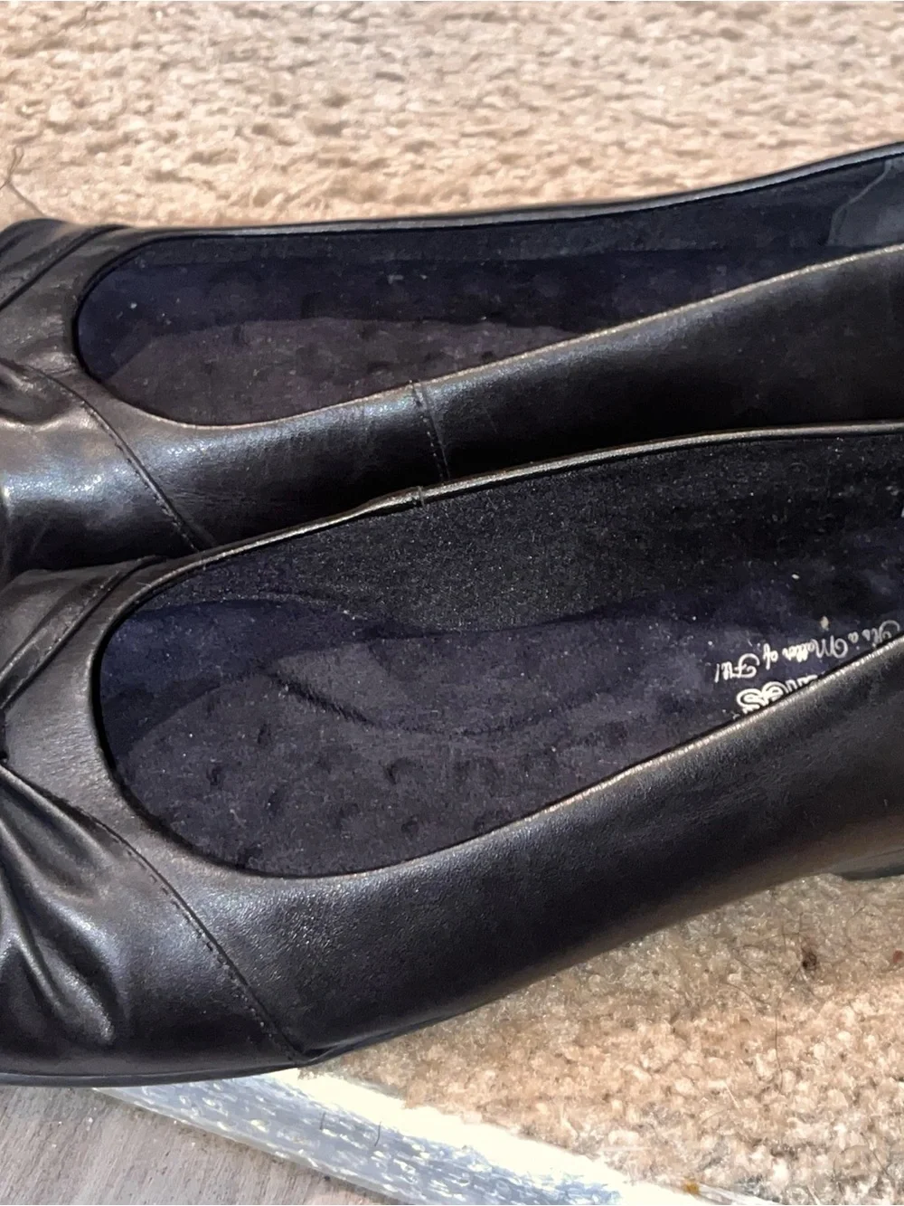 NEVER WORN, Rare size 13N leather ballet flats
